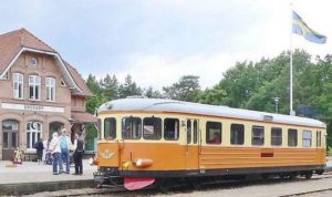 Ljuva 50-tal med ångtåget @ Brösarps station | Skåne län | Sverige