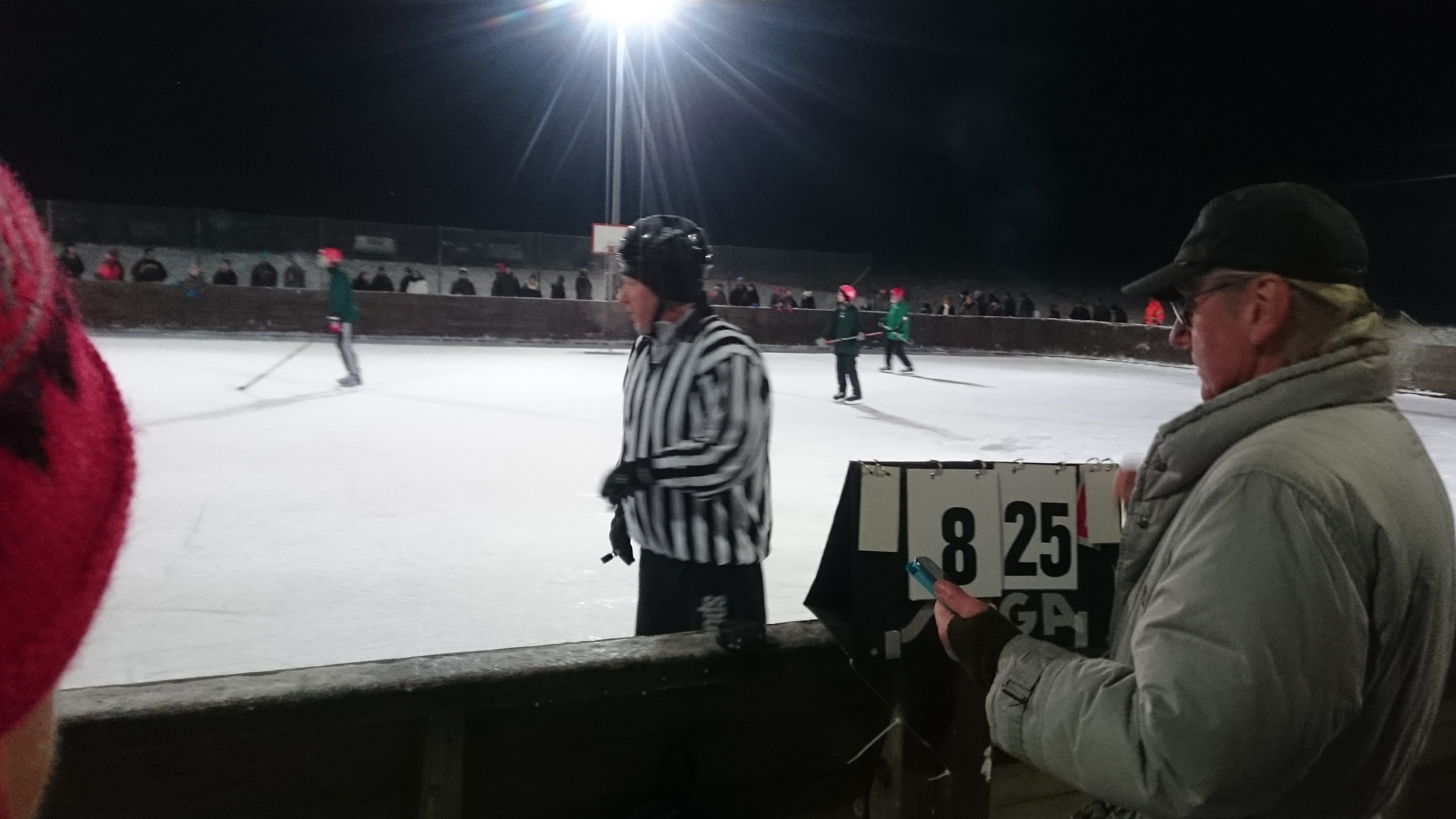 Hockeyderbyt mellan Brösarp och Maglehem slutade med en förkrossande hemmaseger för Brösarp, 25-8.