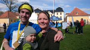 Familjen Foxwell, med Simon, Maria och Klara, från Bath i England. "By far the most beautiful half marathon I have ever run", enligt Simon.