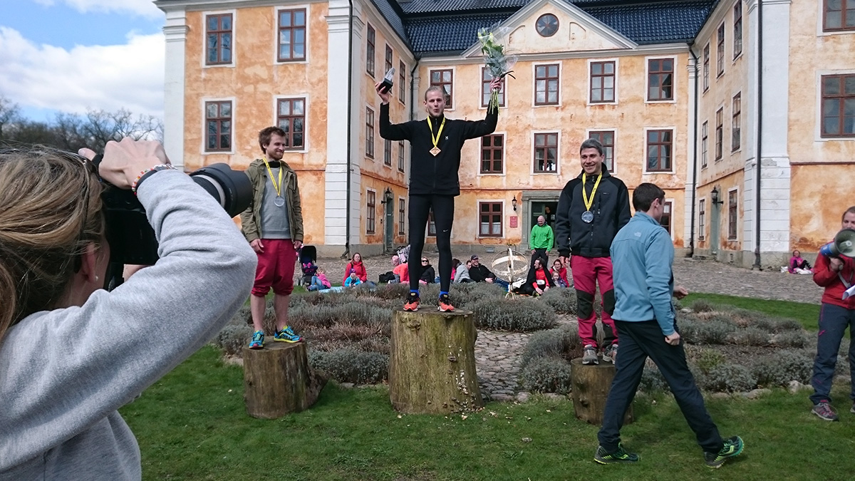 Medaljtrojkan på 21 km: Fred Johansson (silver), Jakob Ekelund (guld) och Jon Albizuri (brons). Foto: Fabian Rimfors